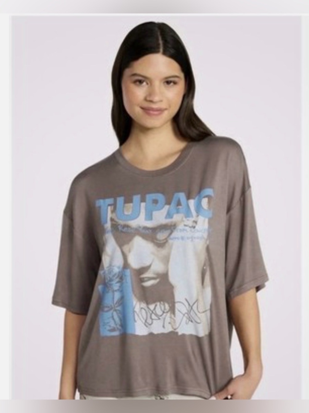 Women's Relaxed Graphic Tee - Gray Tupac Print